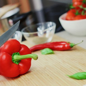Nhà 1 Lầu 1 Trệt Ở Thủ Đức Cần Tuyển Gấp 1 Chị Giúp Việc Nhà Làm Ở Lại, Lương 9tr