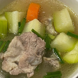 Em Tìm Chị Giúp Việc Nấu Ăn Nhà 3 Người Tại Q1