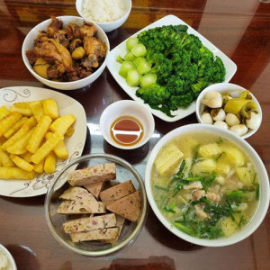 Cần Tìm Chị Giúp Việc, Ăn Ở Lại, Lương 11tr, Phố Đi Bộ Nguyễn Huệ, Quận 1.