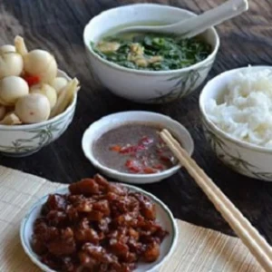 Cần 1 Chị Giúp Việc Nhà Ở Quận 7 (ở Lại).