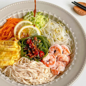 Tuyển Gấp 1 Cô Nấu Ăn Cho Gđ Em Đi Làm Bao Ăn Ở Lại A