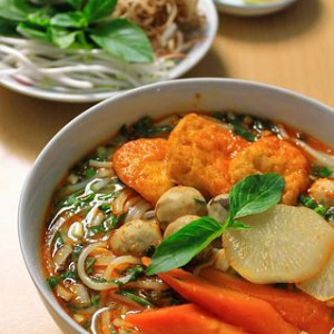Cần Gấp Chị Giúp Việc Nhà Chung Cư Q7 Lương 11 Triệu Bao Ăn Ở Lại