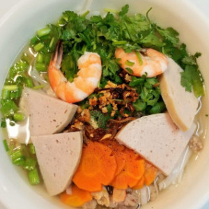 Tuyển Gấp 1 Chuyên Chăm Bé Bao Ăn Ở Lại A