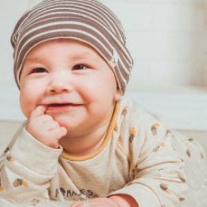 Chính Chủ Cần Gấp 1 Chị Trẻ Dưới 40 Tuổi Chuyên Chăm Bé Đi Làm Bao Ăn Ở Lại A