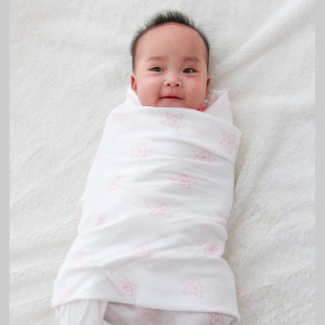 Vợ Chồng Rất Mong Tìm Được Chị Hiền Lành Có Thể Chăm Sóc Bé 3 Tháng