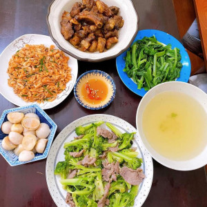 Vì Chị Giúp Việc Cũ Về Quê Chăm Cháu Ngoại Nên Gia Đình Cần Gấp Chị Giúp Việc Mới.