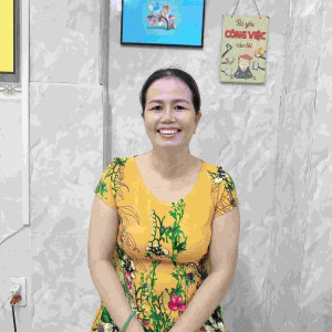 Chị Ngô Thúy Hồng, Sinh Năm 1977, Quê Tiền Giang – Giúp Việc Nhà, Phụ Chăm Bé
