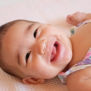 Cần 1 Chị Chăm Bé 1 Tháng Ở Bình Chánh (đi Về)