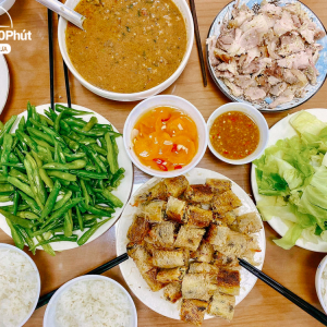 Tuyển Cô Nấu Ăn Cho Cty 10 Người - Phụ Dọn Dẹp Khu Vực Tầng Trệt