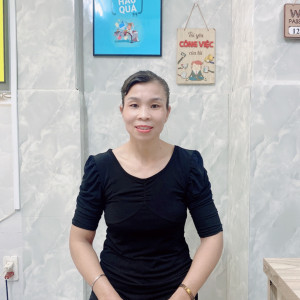 Chị Ái Đang Tì Việc Bao Ăn Ở Lại A , Thái Độ Tốt Và Cần Việc Đi Làm Ngay A