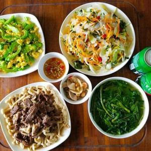 Em Cần 1 Chị Giúp Việc Ở Quận 3 Lương 10tr ( Bao Ăn Ở Lại)