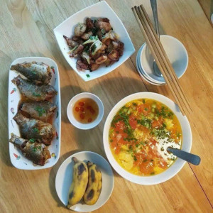 Vợ Chồng Văn Phòng  Cần Gấp Một Cô Giúp Việc Nhà Bao Ăn Ở Lương 10tr Q9