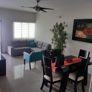 Hôm Nay Em Cần Tuyển Gấp 1 Chị Giúp Việc Ở Lại Tại Chung Cư Quận 9 Lương 10 Triệu