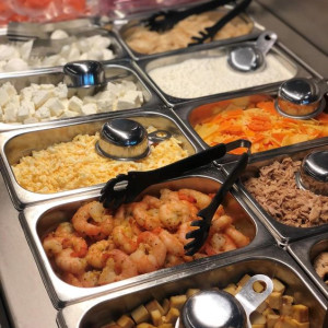 Tuyển Gấp Vô Cùng Gấp Chị Phụ Quán Ăn Dưới 45 Tuổi Bao Ăn Ở Tại Quận 12