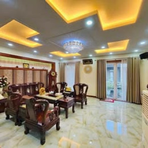 Tuyển Gấp Cô Giúp Việc Nấu Ăn Ngon - Quận 2 Lương Cao!