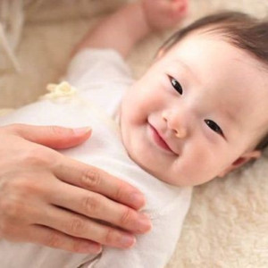 Cần Tuyển Cô Chăm Bé 3 Tháng Ở Tân Phú (ở Lại.)