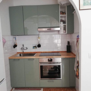 Nhà 1 Trệt 1 Gác Lửng Cần Một Chị Giúp Việc Lương 10 Triệu , Quán Xuyến Nhà Cửa ,nấu Ăn Đơn Giản Buổi Tối  Trong Hôm Nay