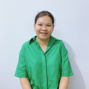 Cô Rất Tận Tâm Trong Công Việc Sẵn Sàng Nhận Việc Gắn Bó Lâu Dài Cùng Gia Đình.