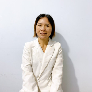 Chị Hoa Giáo Viên Mầm Non Chuyên Chăm Bé