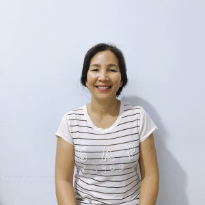 Chị: Xuyên, Sinh Năm: 1976, Quê Quán: Kiên Giang -  Chăm Bé, Giúp Việc Nhà.