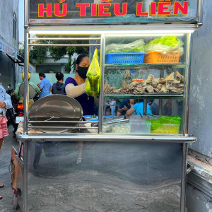 Em Đang Cần Tuyển 1 Chị Phụ Quán Hủ Tiếu Quận 7