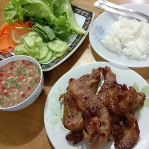 Tuyển Chị Nấu Ăn, Giúp Việc Cho Gia Đình Sếp Ở Quận 1.