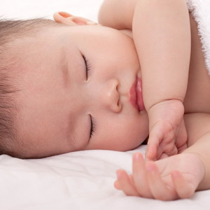 Vợ Em Đi Làm Lại Nên Cần Tìm 1 Chị Chuyên Chăm Bé 6 Tháng Ở Q. Bình Tân (ở  Lại) Lương 10 Tr