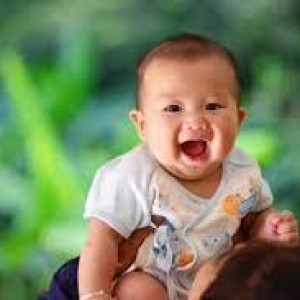 Tuyển Bảo Mẫu Chăm Bé 5 Tháng Tuổi, Ở Gần Sân Bay Tân Bình, Bao Ăn Ở, Lương 10 Triệu.