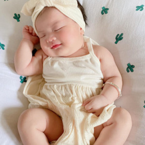Tuyển Gấp 1 Cô Chuyên Chăm Bé Đi Làm Bao Ăn Ở Lại A