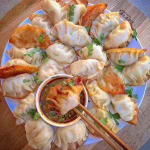 Tuyển Cô Nấu Ăn Ngon, Chăm Chỉ Tại Quận 5 - Bao Ăn Ở Lại!