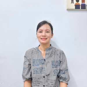 Em Tìm Việc Giúp Cô Thủy (1975) Giúp Việc Tận Tâm