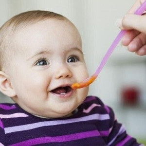 Tuyển Cô Chăm Em Bé 2 Tháng Tuổi Nhận Việc Ăn Ở Lại Tại Tân Bình.