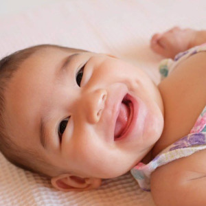 Quận 3 Lương 10tr Em Cần 1 Tìm Chị Chăm Sóc Bé (bao Ăn Ở Lại)