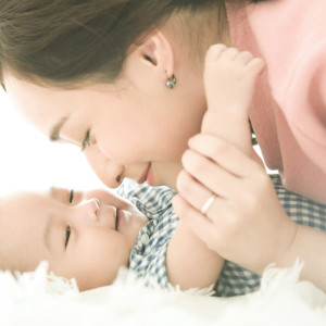 Cần Chị Bảo Mẫu, Lương 12 Triệu ( Bao Ăn Ở), Nhà Ở Võ Văn Tần Quận 11.