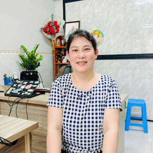 Chị Lê Thị Hiền, Sinh Năm 1979, Quê Hà Tĩnh – Giúp Việc Nhà, Chăm Bé