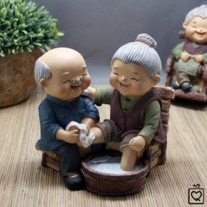 Có Bà 80 Tuổi Hiền Lành Nên Cũng Mong Muốn Tìm Được Chị Hiền Lành Chăm Bà