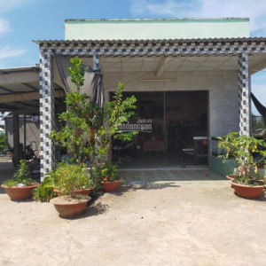 Tuyển Giúp Việc Nhà Cấp 4 Ở Long An ( Bao Ăn Ở Lại )