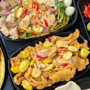Tuyển Gấp 1 Cô Nấu Ăn Ngon Đi Làm Bao Ăn Ở Lại A
