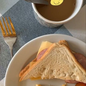 Tuyển Dụng Gấp 1 Cô Giúp Việc Nhà- Việc Nhẹ Lương Cao- Bao Ăn Ở Lại Q10