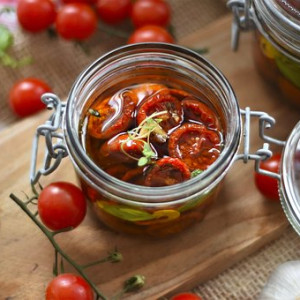 Em Cần Tuyển 1 Chị Giúp Việc Nhà, Làm Ở Mỹ Tho - Tiền Giang. Lương Khởi Điểm 8tr Bao Ăn Ở.