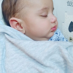 Em Đang Mong Muốn Tìm Được 1 Chị Có Kinh Nghiệm Chăm Bé Về Chăm Sóc Con Gái Năm Nay 6 Tháng Tuổi