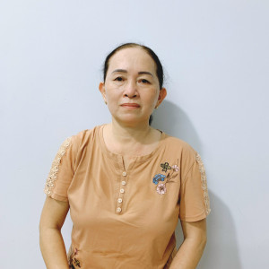 Cô Thúy – 55 Tuổi - Quê: Quảng Ngãi