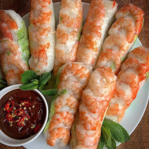 Tuyển Cô Chăm Bé Ăn Ở Lại Thủ Dầu Một, Bé 6 Tháng Tuổi, Lương 10 Triệu !
