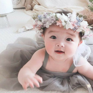 Vì Thường Ngày Bận Rộn Nhiều Việc Cần Chị Chăm Sóc Bé