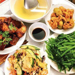 Con cô Miền Trung ơi, nhà em đang cần người giúp việc gấp!