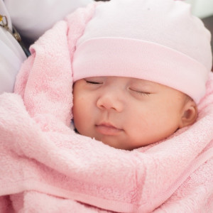 Bé Nhà Em Được 1 Tháng Cần Cô Về Chăm Bé Có Kinh Nghiệm Chăm