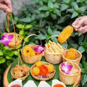 Tuyển Gấp 1 Cô Chuyên Dọn Dẹp Nhà Cửa Nấu Ăn Ngon Đi Làm Bao Ăn Ở Lại A