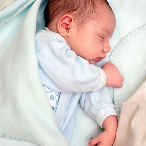 Tuyển Chị Chăm Em Bé 5 Tháng Tuổi Cho Ba Mẹ Ở Quận 3.