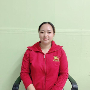 Chị Ngọc Thúy - 1986 - Quê Sóc Trăng . Chị Tìm Việc Làm Ở Lại Luôn Tết