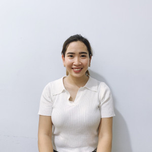 Chị Trẻ Khỏe Nhanh Nhẹn Thiện Chí Tìm Việc